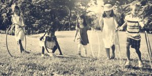 Bukan Sekadar Foto: Mengapa Kenangan Terbaik Layak Dicetak?