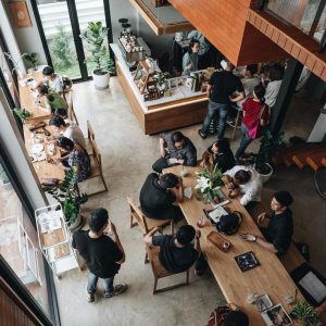 Peran Picspot dan Photobox dalam Meningkatkan Penjualan di Cafe, Mall, atau Tempat Umum Lainnya